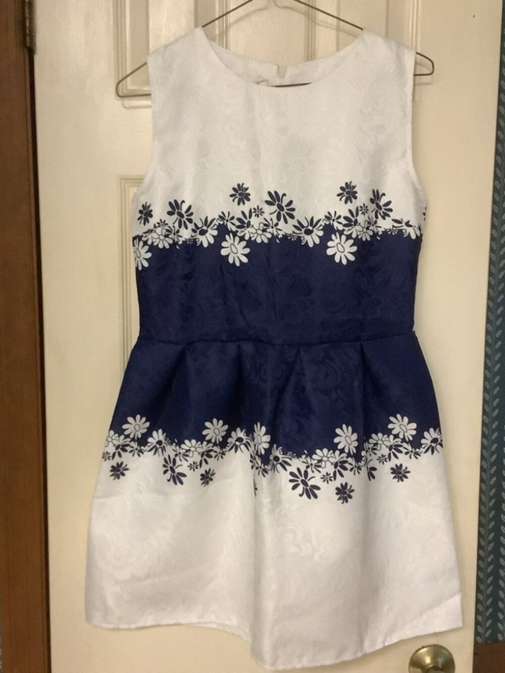 White & Navy Blue Floral Sleeveless Fit & Flare Dress